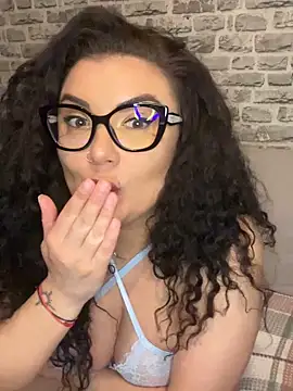 EvaPatricia online show from 03.13.26