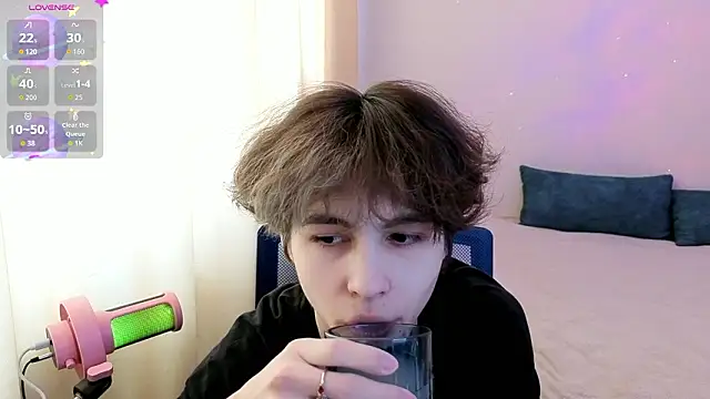  LukaHayes  online show from 03.10.26