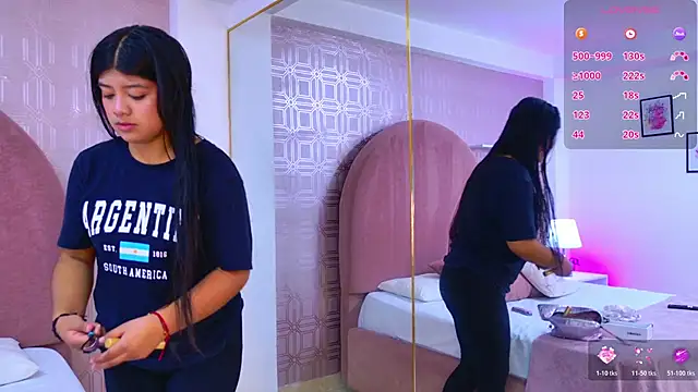 Khloe Moon online show from 04.17.26