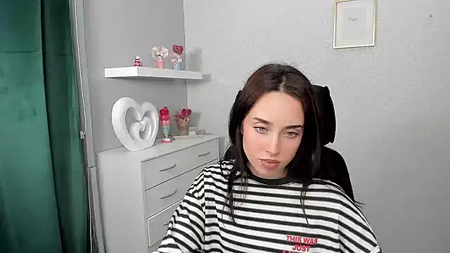 AdeleSolo online show from 03.30.26