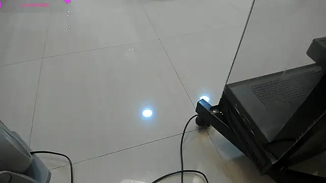 Mia Bailey  online show from 04.17.26