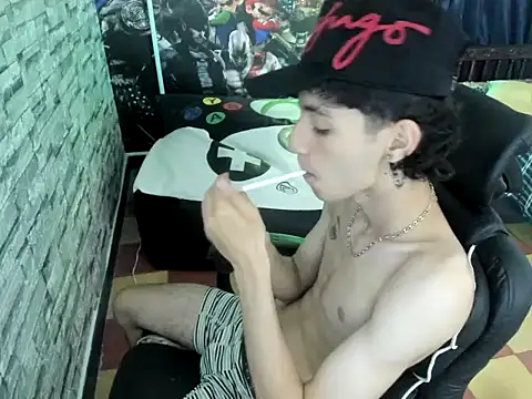 Snapshot of wex_077 chatting on 03.03.26 wex 077 online show from 03.03.26