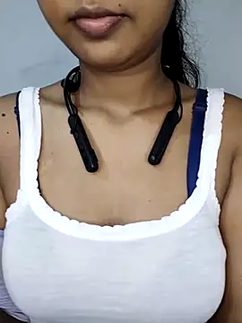 Snapshot of ASHANYA_JAYASOORIYA chatting on 05.19.26 ASHANYA JAYASOORIYA online show from 05.19.26