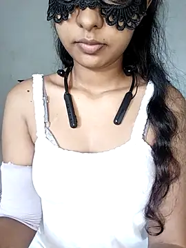 ASHANYA JAYASOORIYA online show from 07.12.26
