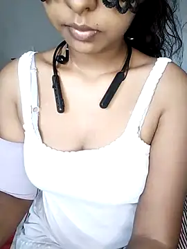 ASHANYA JAYASOORIYA online show from 07.17.26