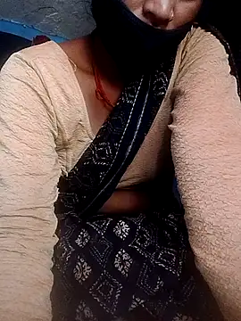 Snapshot of Vidya_Balan143 chatting on 05.17.26 Vidya Balan143 online show from 05.17.26