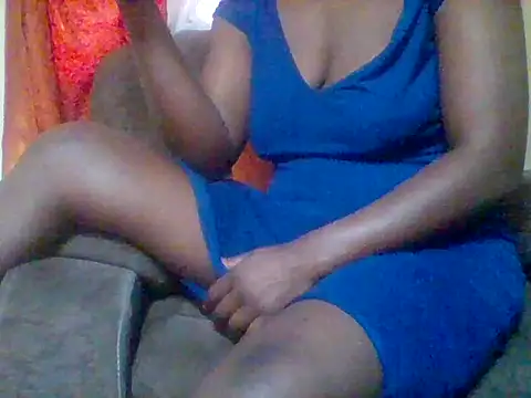 Snapshot of zee66658 chatting on 05.21.26 zee66658 online show from 05.21.26