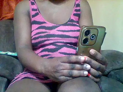 Snapshot of zee66658 chatting on 06.05.26 zee66658 online show from 06.05.26