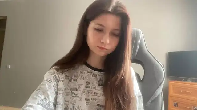 LunnaBliss online show from 02.20.26