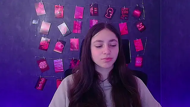 Snapshot of KissMeJulia chatting on 03.18.26 KissMeJulia online show from 03.18.26