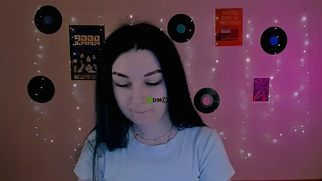 Snapshot of olivia_rage chatting on 02.23.26 olivia rage online show from 02.23.26