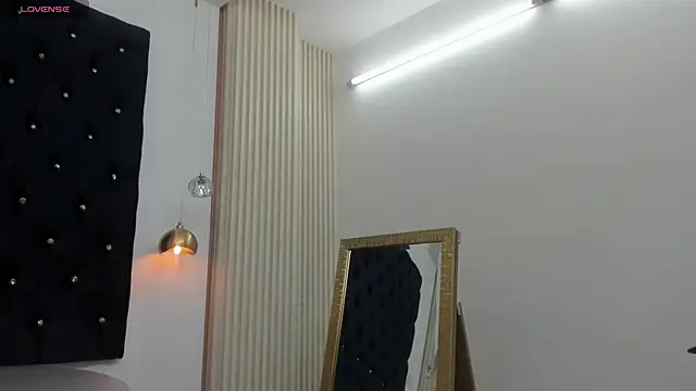 MaddyWright online show from 02.25.26