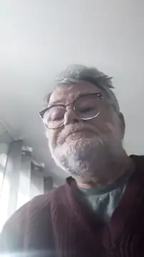 Snapshot of Vieux_pervert chatting on 02.21.26 Vieux pervert online show from 02.21.26