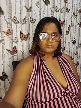 Snapshot of indianstrawberrylips4u chatting on 05.26.26 indianstrawberrylips4u online show from 05.26.26