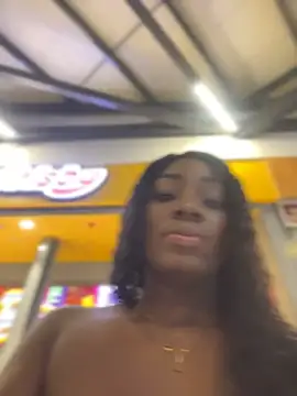 ZarahFerreira online show from 04.20.26