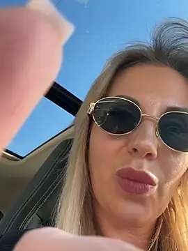 LisaMurr online show from 03.13.26