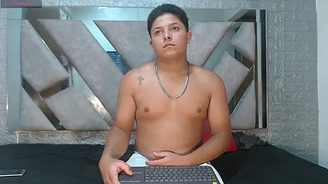 Alexa-Dulce online show from 03.31.26