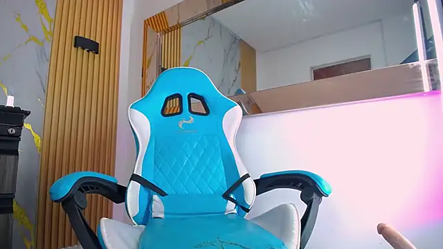 Jasmine Jones7 online show from 03.28.26