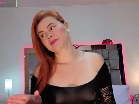 Xiomara-Suarez01 online show from 04.07.26