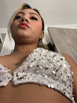 Snapshot of Dulce_Sofi_ chatting on 02.19.26 Dulce Sofi online show from 02.19.26