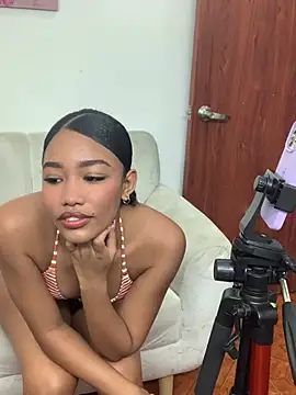 kali rousse online show from 03.19.26