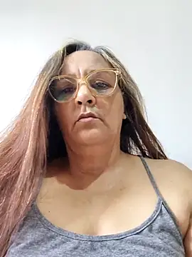 Noemipopi online show from 04.05.26