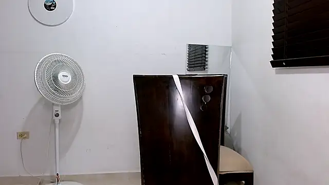 MiaDiamontLatin online show from 03.13.26