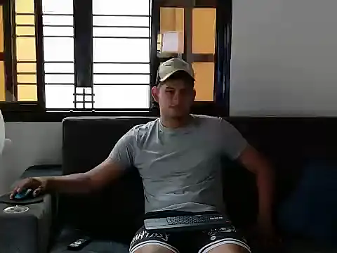 Snapshot of walterktm chatting on 03.02.26 walterktm online show from 03.02.26