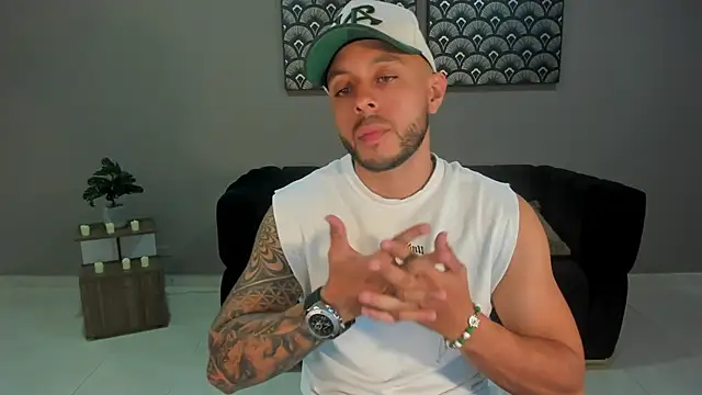 Snapshot of Daniel_kingx chatting on 02.18.26 Daniel kingx online show from 02.18.26