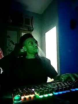 UcEng Lab online show from 03.11.26