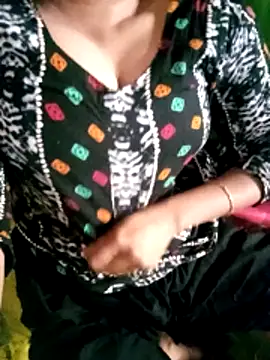 BreezySexyGirl69 online show from 04.01.26