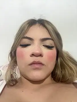 Snapshot of meggan___ chatting on 02.21.26 meggan online show from 02.21.26