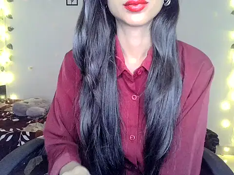 SIKSHA SINGH online show from 04.12.26