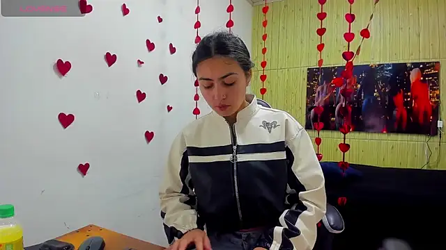 Snapshot of angell_cooper8 chatting on 02.23.26 angell cooper8 online show from 02.23.26