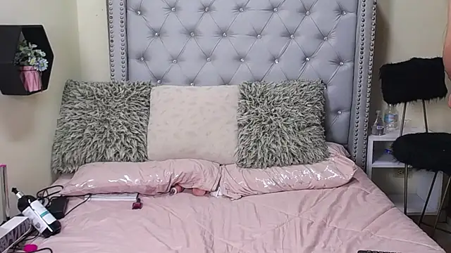 skarlett  36 online show from 04.10.26