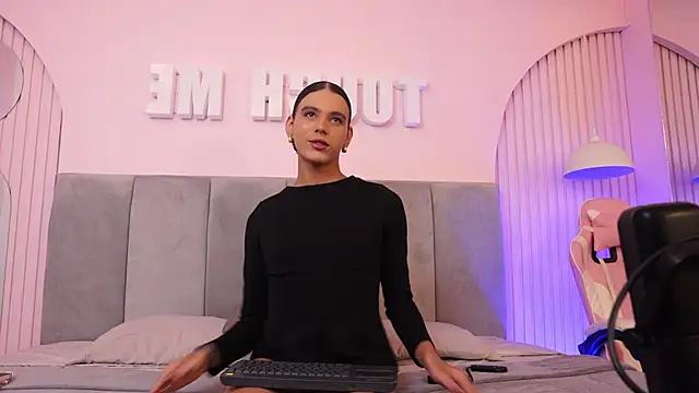 Luxa Velvet online show from 03.24.26