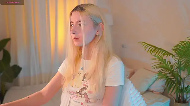 Snapshot of Aiko_Takana chatting on 02.20.26 Aiko Takana online show from 02.20.26