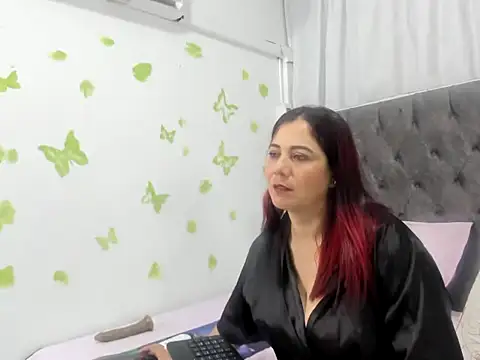 Snapshot of Ailen_souza chatting on 02.20.26 Ailen souza online show from 02.20.26