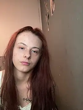 Snapshot of Louise_Burnett chatting on 02.25.26 Louise Burnett online show from 02.25.26