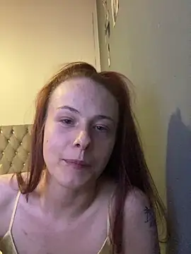 Snapshot of Louise_Burnett chatting on 02.27.26 Louise Burnett online show from 02.27.26