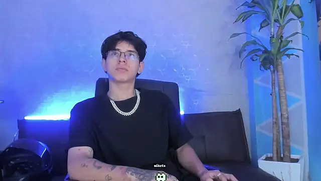 Snapshot of Angel_scott2 chatting on 02.24.26 Angel scott2 online show from 02.24.26