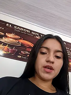Snapshot of DulceCaroX chatting on 05.29.26 DulceCaroX online show from 05.29.26