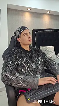 NewYoungHot online show from 04.08.26