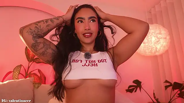 Snapshot of Kali-hill chatting on 02.21.26 Kali-hill online show from 02.21.26