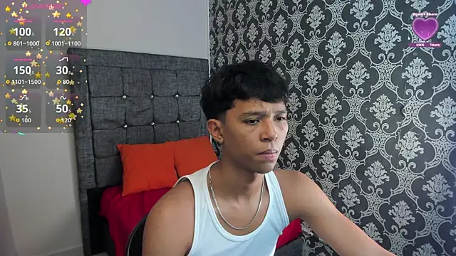 Snapshot of Little_Twink19x chatting on 07.15.26 Little Twink19x online show from 07.15.26