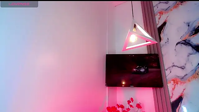 Alondra Wile online show from 04.15.26