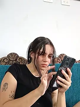 Snapshot of sara_cute_so chatting on 05.20.26 sara cute so online show from 05.20.26