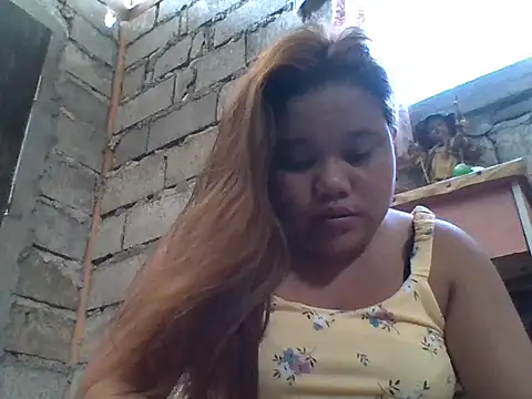 Snapshot of sweetlyn31 chatting on 06.18.26 sweetlyn31 online show from 06.18.26