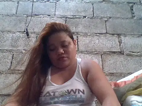 Snapshot of sweetlyn31 chatting on 07.03.26 sweetlyn31 online show from 07.03.26