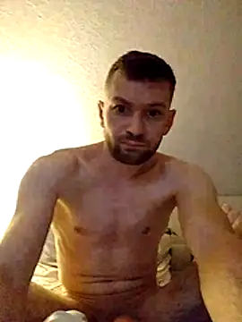 Snapshot of Sufletranit chatting on 02.21.26 Sufletranit online show from 02.21.26